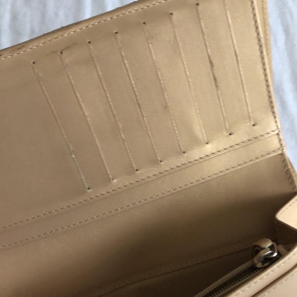 Chanel Wallet - Picture 7 of 10